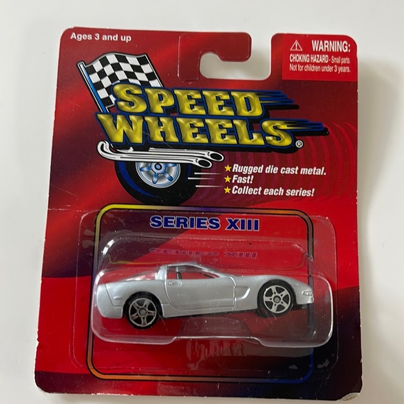 Speed Wheels silver Corvette 1:64 - Picture 1 of 3